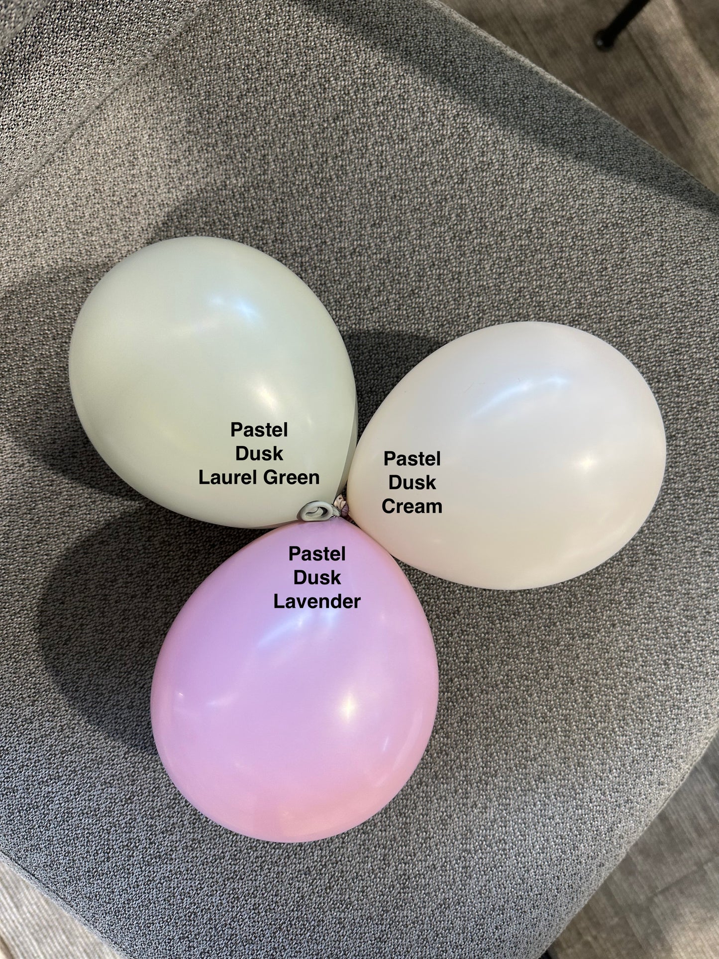 11" Latex - Pastel Dusk Lavender