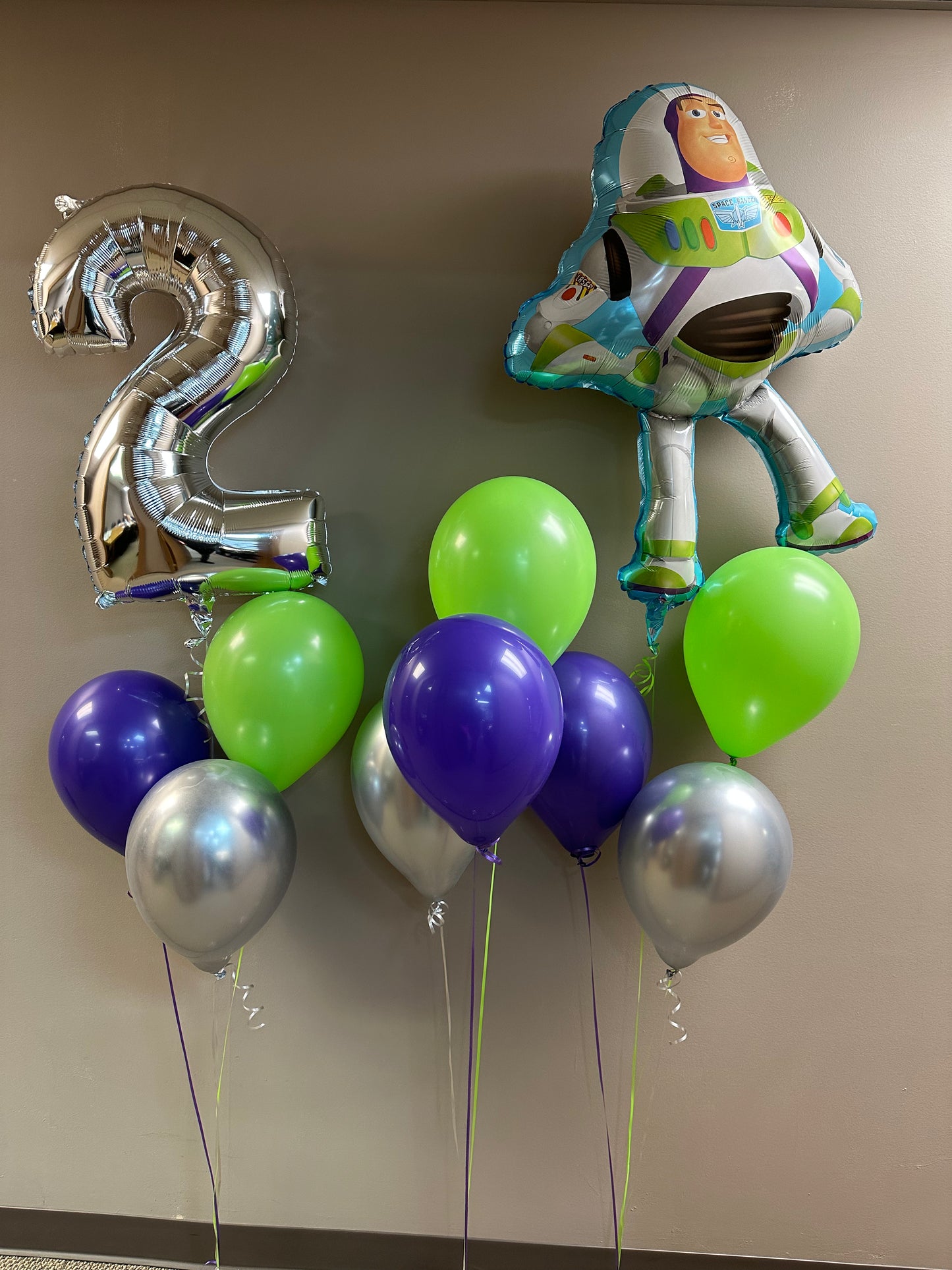 26" Midsize Silver Numbers