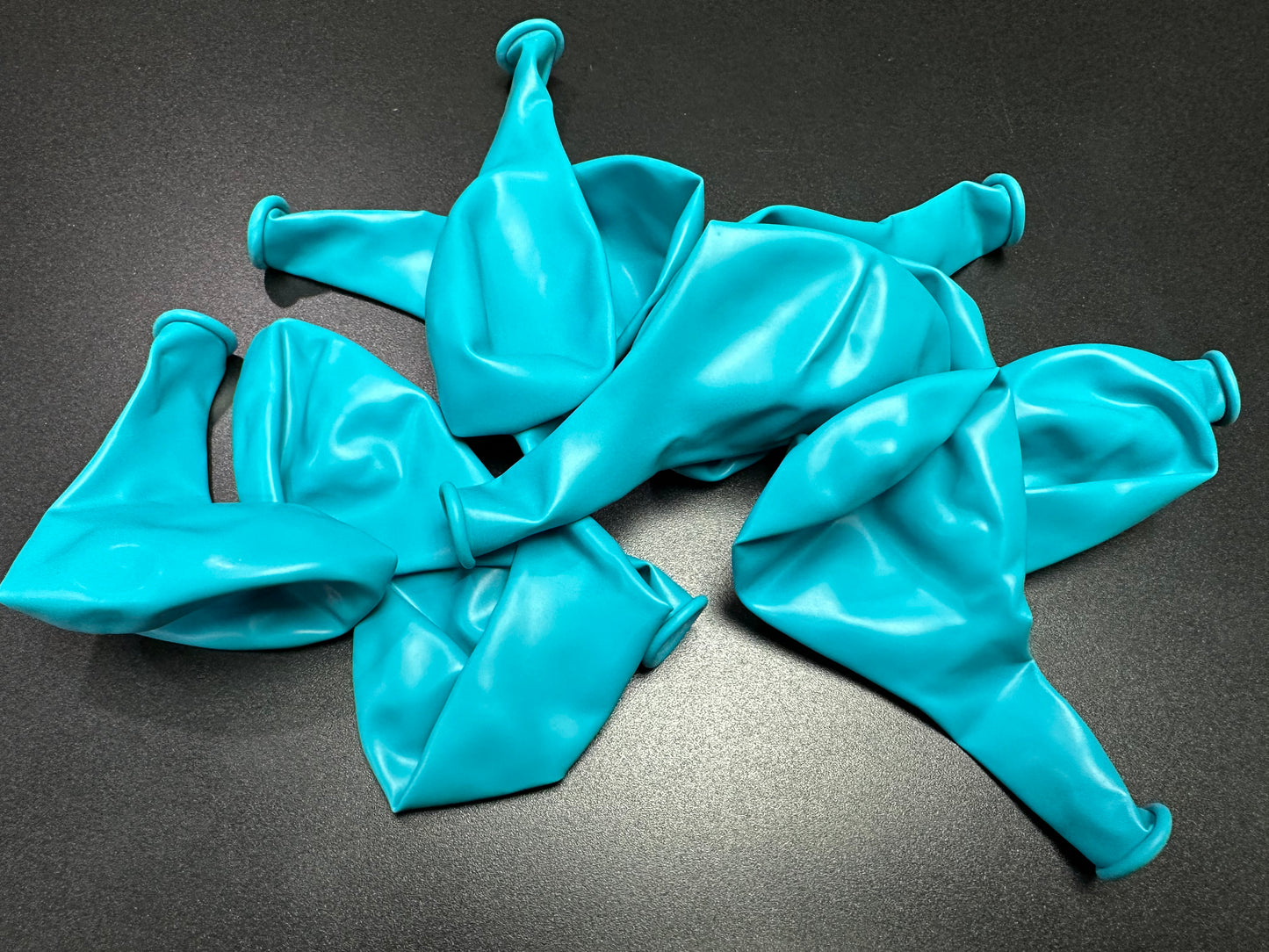 11" Latex - Turquoise Blue