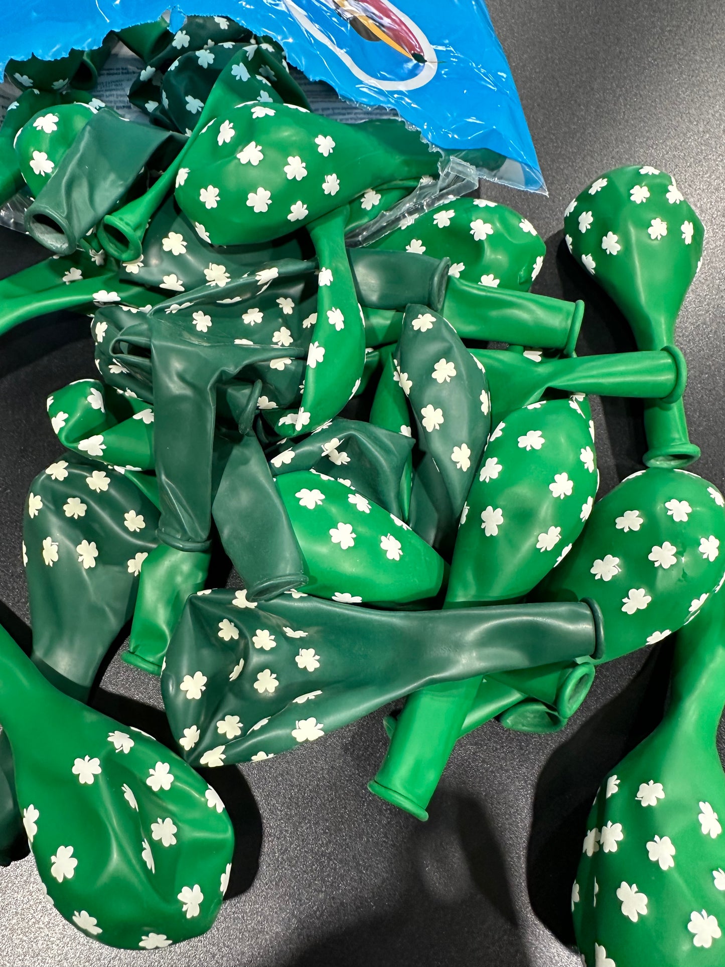 11" Latex - Shamrocks
