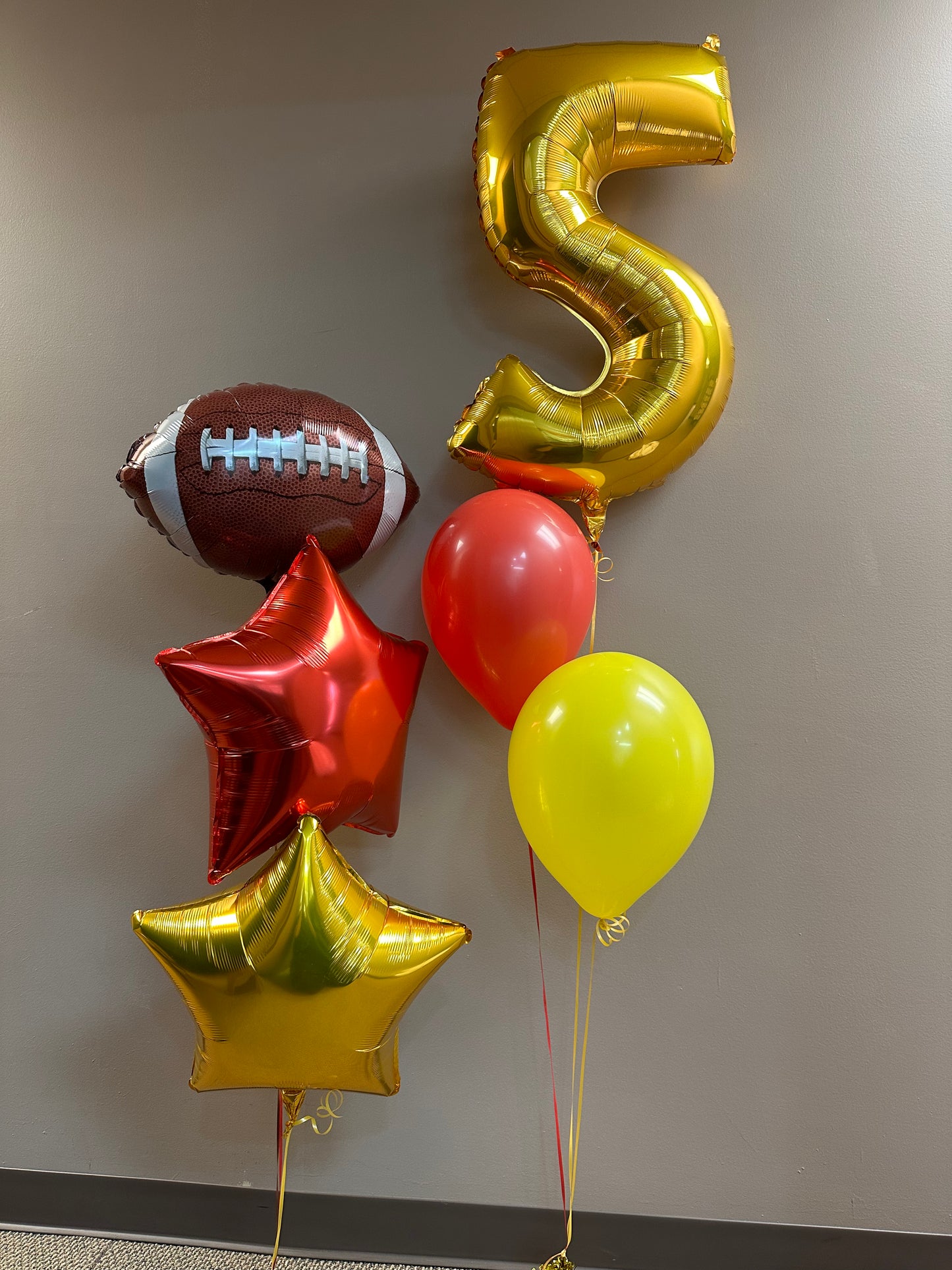 26" Midsize Traditional Gold Numbers